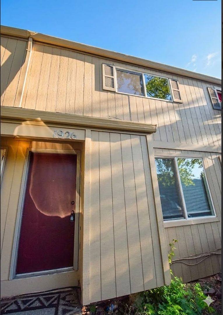Apartment for rent at 1924 - 1930 SW Hume Court, Portland, OR 97219