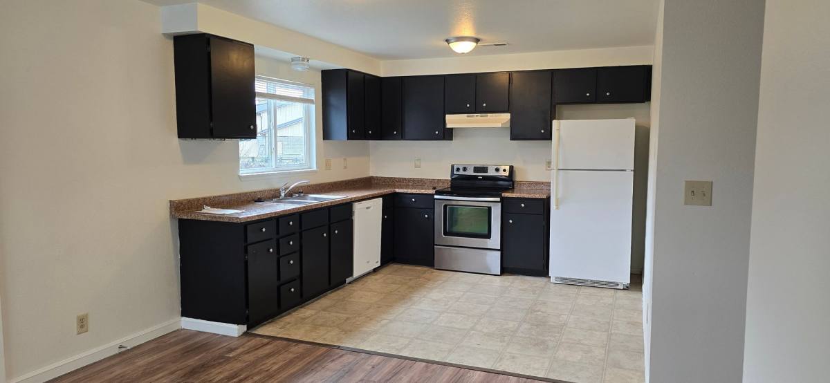 Apartment for rent at 41 Page Rd, Winchester, OR 97495