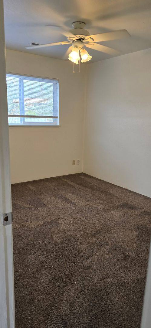 Apartment for rent at 41 Page Rd, Winchester, OR 97495