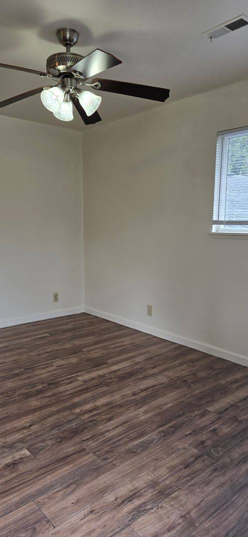 Apartment for rent at 41 Page Rd, Winchester, OR 97495