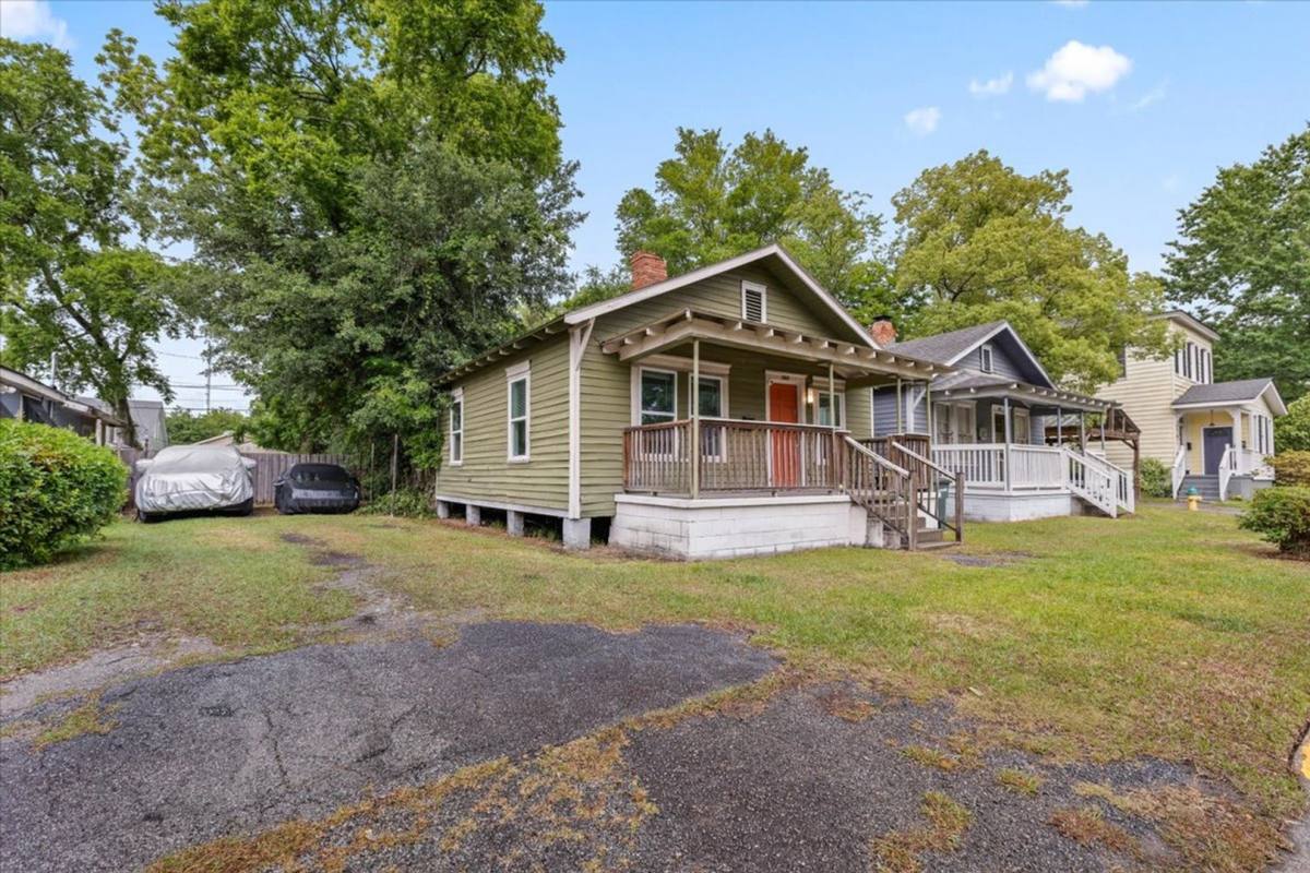 House for rent at 762 E Waldburg, Savannah, GA 31401
