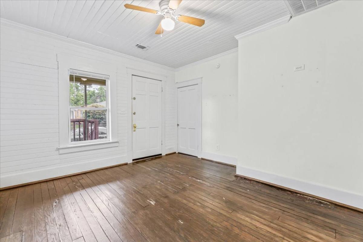 House for rent at 762 E Waldburg, Savannah, GA 31401