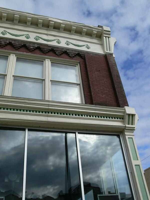 House for rent at 900 W Broad St #2F, Richmond, VA 23220