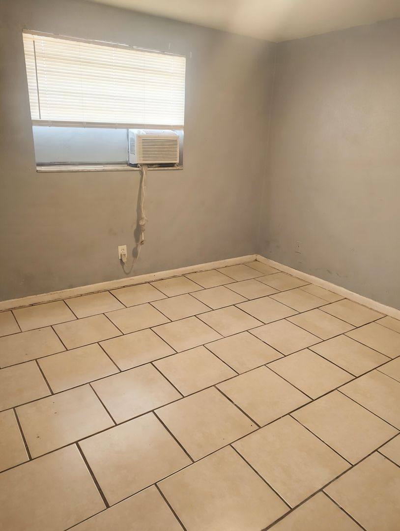 Apartment for rent at 5204 N 45th St, Tampa, FL 33610