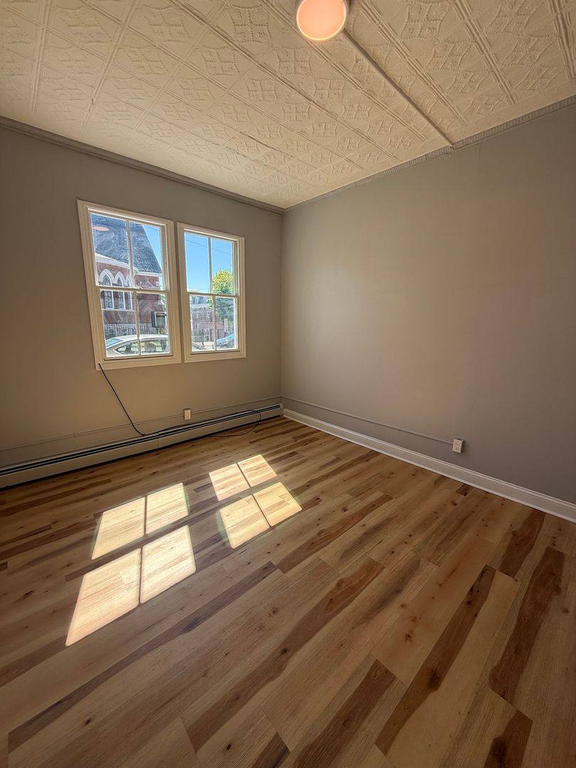 Apartment for rent at 10 William St, Newburgh, NY 12550