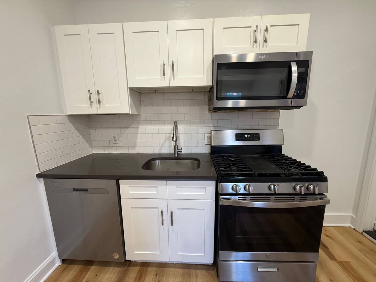 10 William St, Newburgh, NY 12550 - Apartment for Rent - Image 2