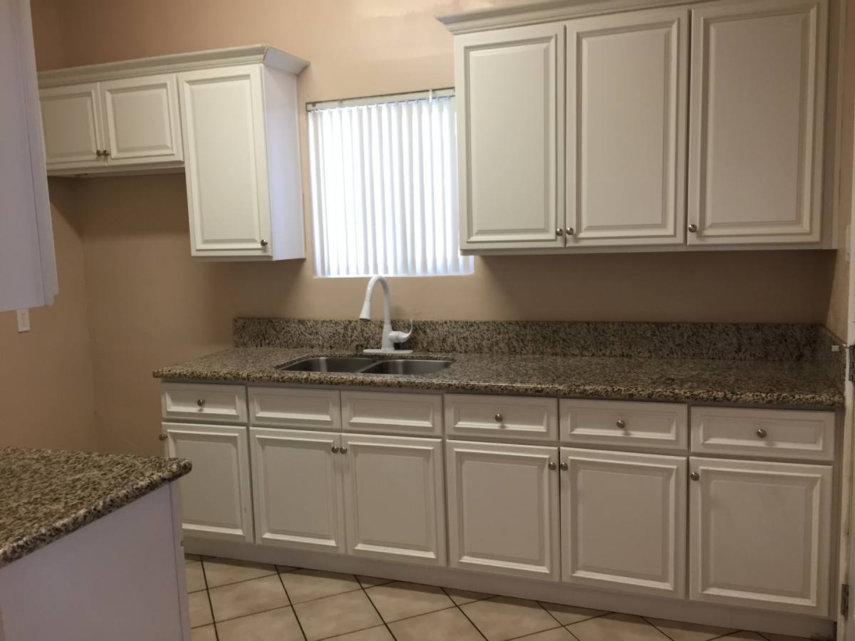 Apartment for rent at 8605 Cypress Ave, Fontana, CA 92335