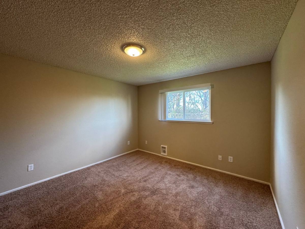 6102 6th Ave, Tacoma, WA 98406 - Apartment for Rent - Image 10