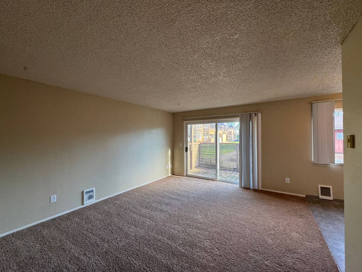 6102 6th Ave, Tacoma, WA 98406 - Apartment for Rent - Image 8