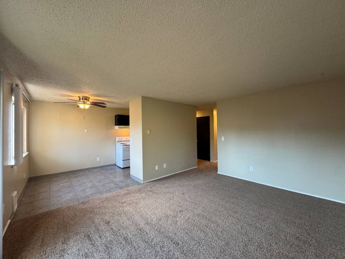 6102 6th Ave, Tacoma, WA 98406 - Apartment for Rent - Image 9