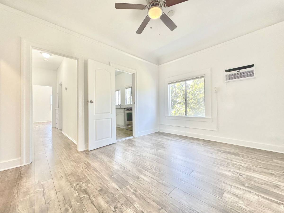 Apartment for rent at 1148 E 48th St, Los Angeles, CA 90011