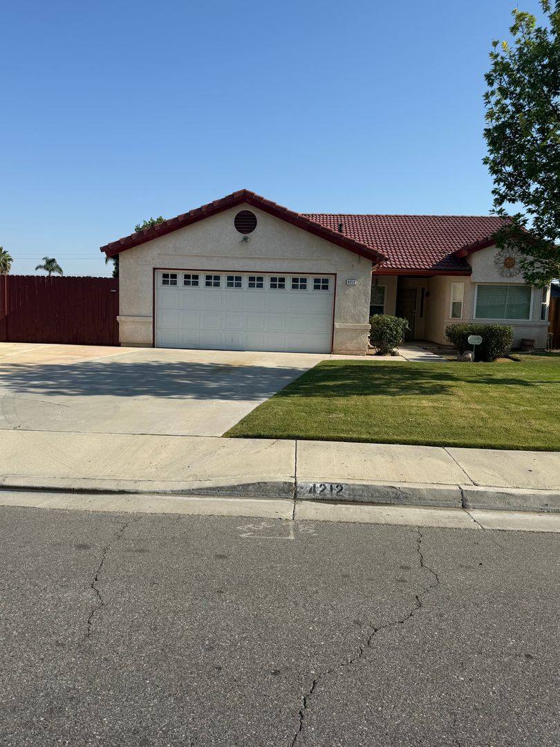 House for rent at 4212 Cyclone Dr, Bakersfield, CA 93313