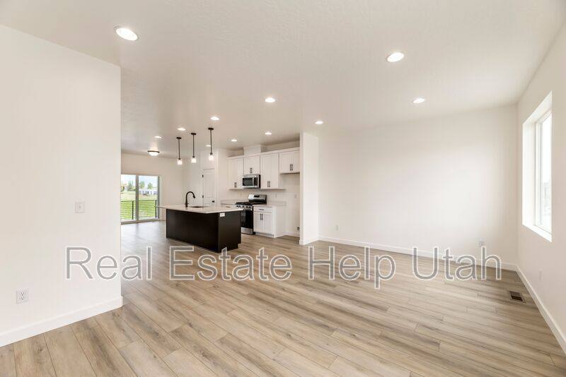 Townhouse for rent at 488 S 700 W, American Fork, UT 84003