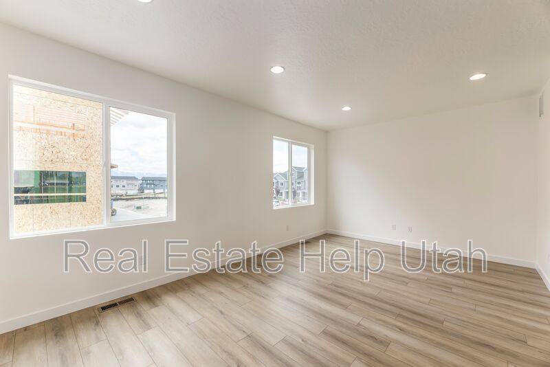 Townhouse for rent at 488 S 700 W, American Fork, UT 84003