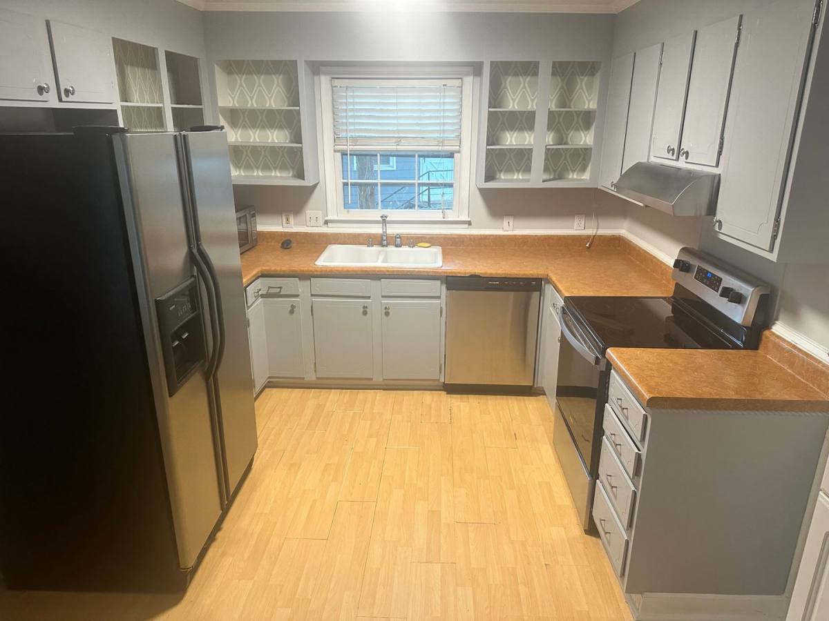 House for rent at 7705 Surreywood Place, Charlotte, NC 28270