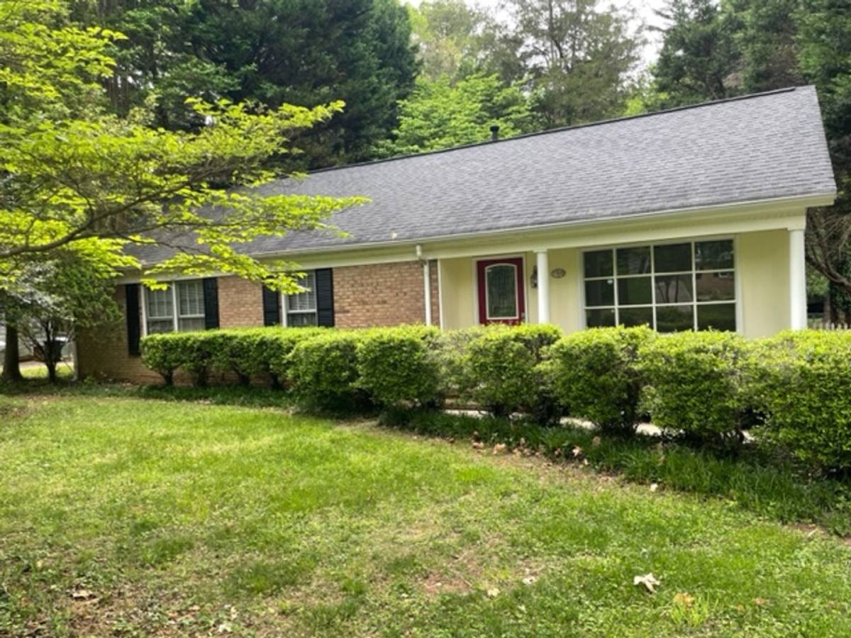 House for rent at 7705 Surreywood Place, Charlotte, NC 28270