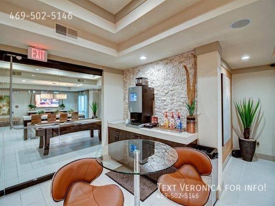 Apartment for rent at 625 E Stassney Lane, Austin, TX 78745