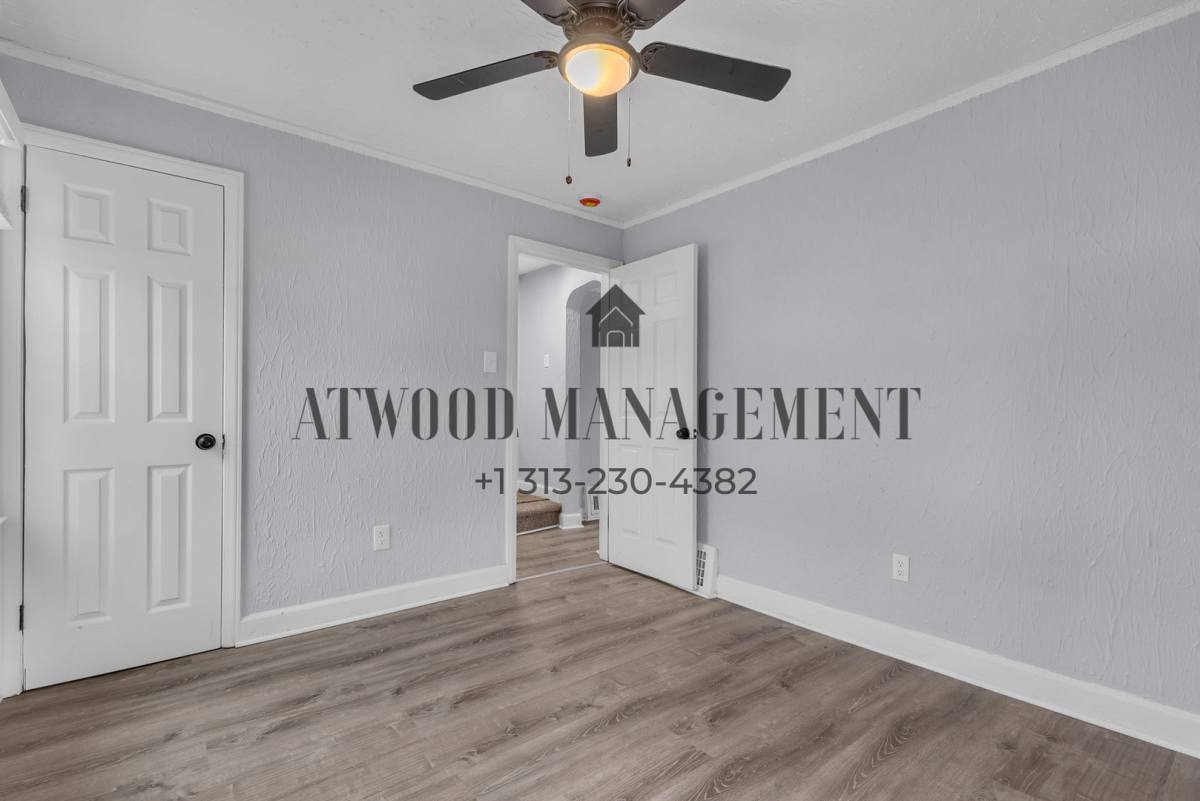 House for rent at 12950 Glastonbury Ave, Detroit, MI 48223