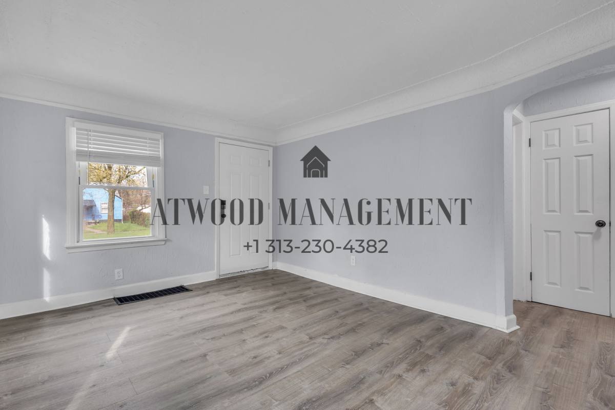 House for rent at 12950 Glastonbury Ave, Detroit, MI 48223