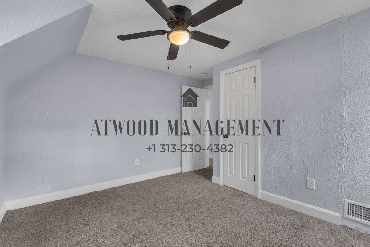 House for rent at 12950 Glastonbury Ave, Detroit, MI 48223