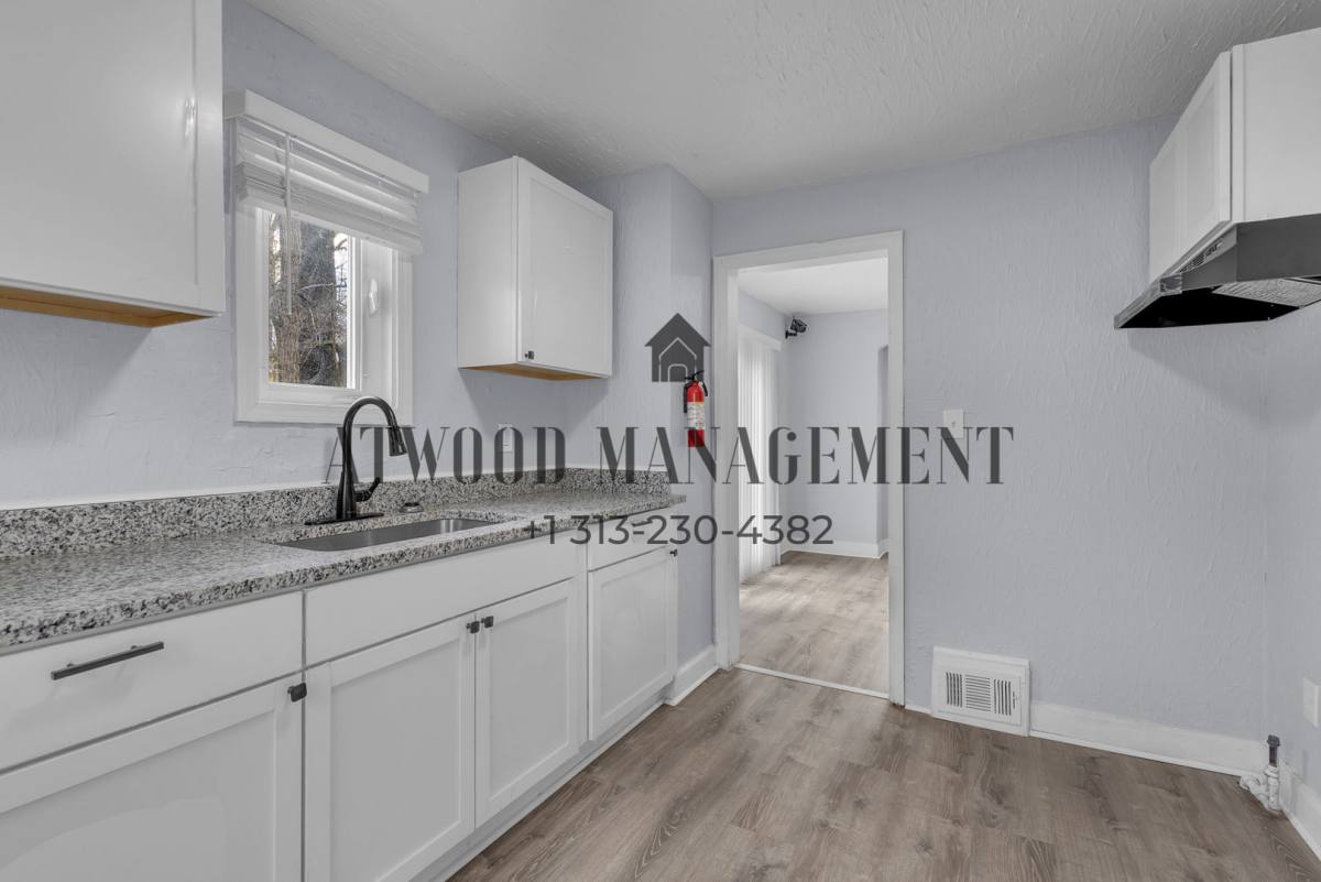 House for rent at 12950 Glastonbury Ave, Detroit, MI 48223