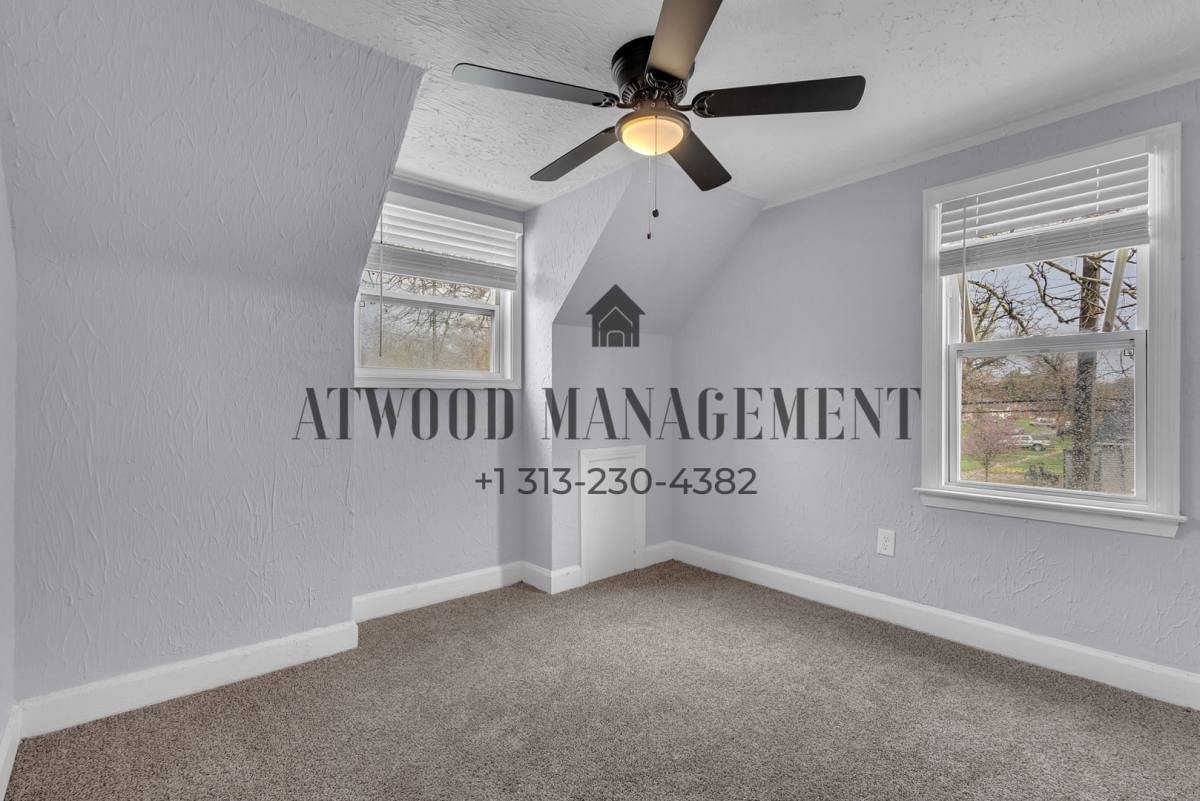 House for rent at 12950 Glastonbury Ave, Detroit, MI 48223