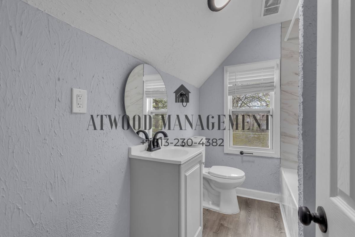 House for rent at 12950 Glastonbury Ave, Detroit, MI 48223