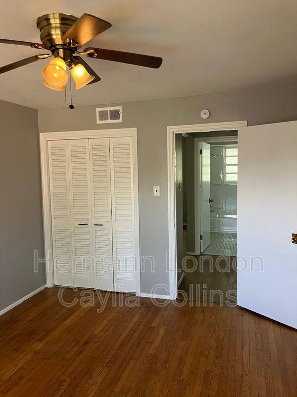 Apartment for rent at 7259 Pasadena Blvd #B, Saint Louis, MO 63121