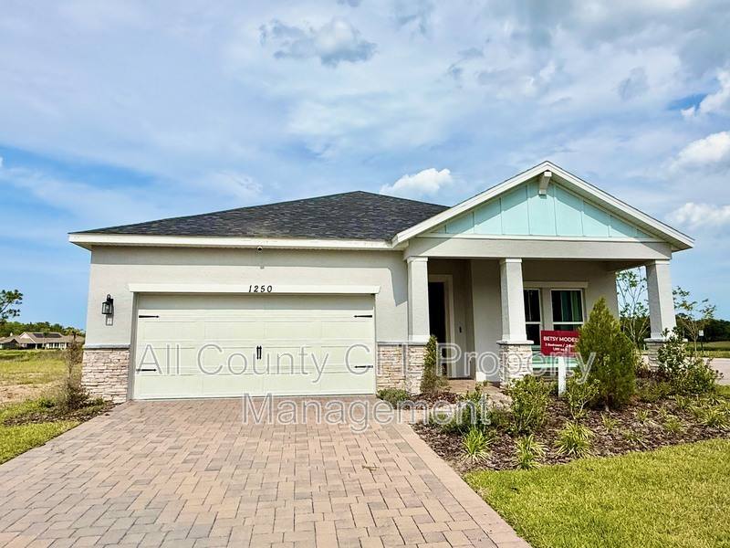 House for rent at 1250 Champions Dr, Daytona Beach, FL 32124