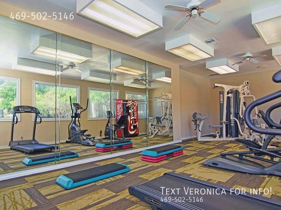 Apartment for rent at 11411 Research Blvd, Austin, TX 78759