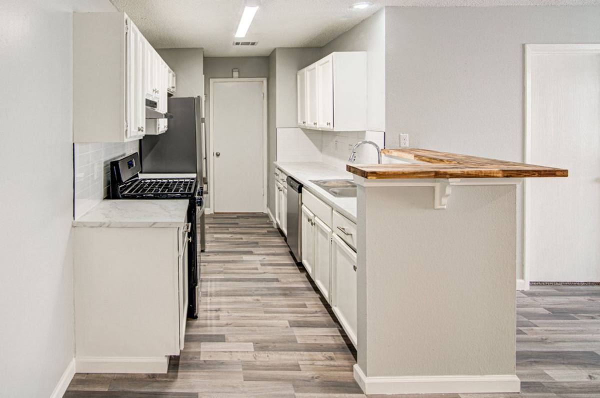 Apartment for rent at 8112 W Gate Blvd, Austin, TX 78745