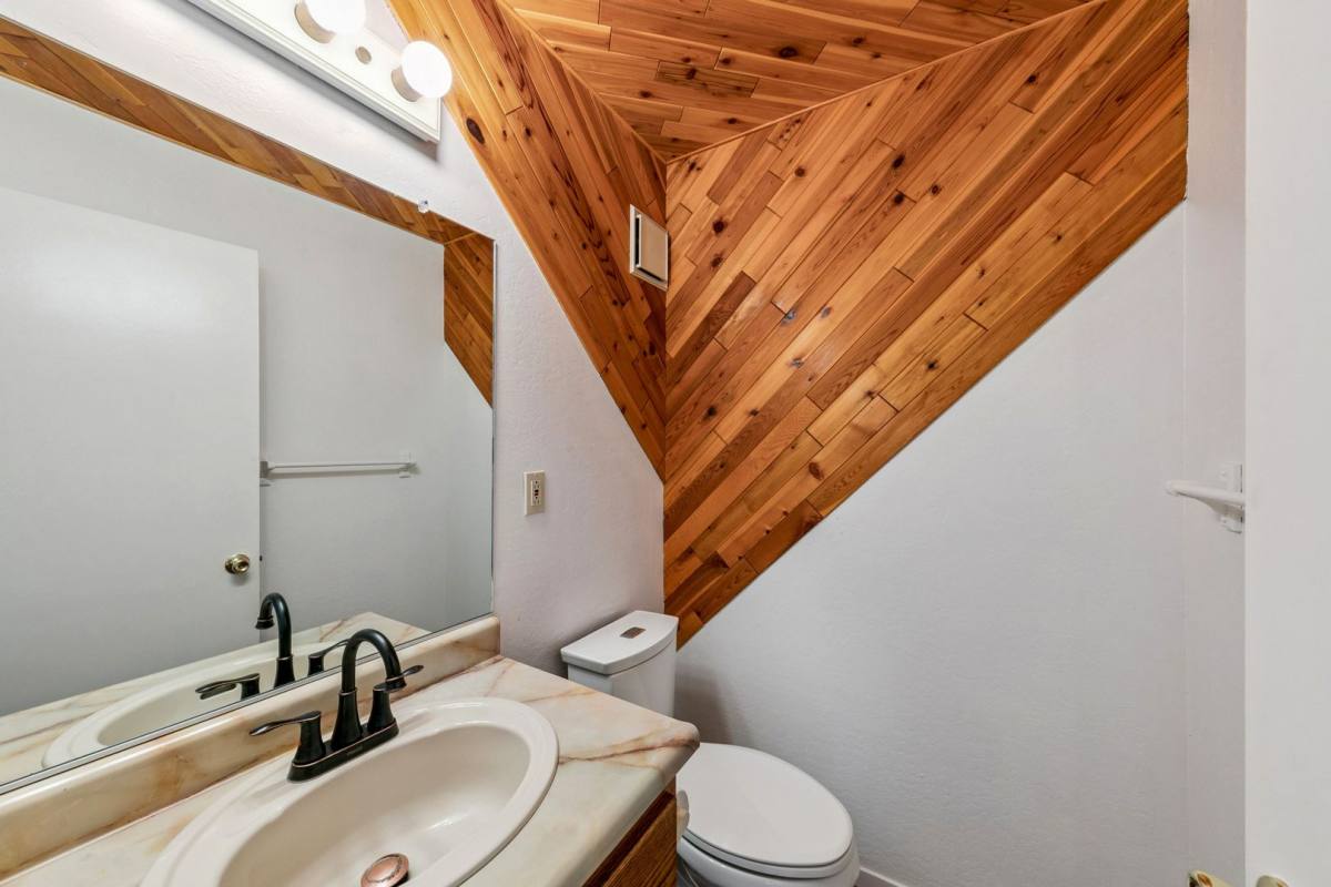 House for rent at 993 Woodchuck Court, South Lake Tahoe, CA 96150