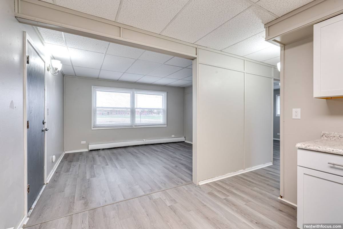 Apartment for rent at 405 School St, Wrightstown, WI 54180