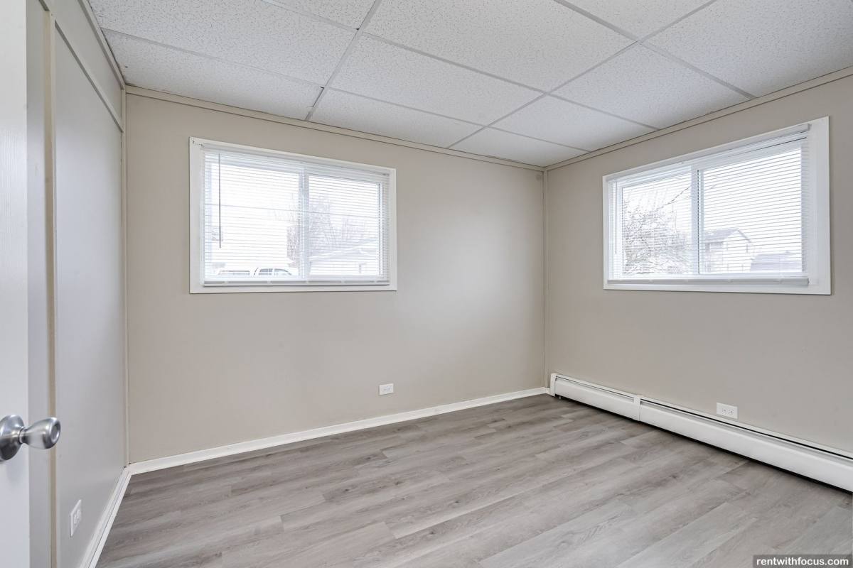 Apartment for rent at 405 School St, Wrightstown, WI 54180