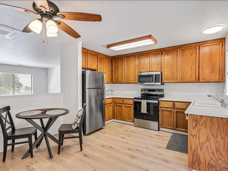 House for rent at 843 Falcon Way, Healdsburg, CA 95448