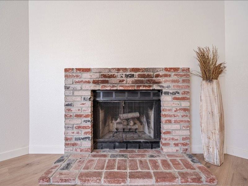 House for rent at 843 Falcon Way, Healdsburg, CA 95448