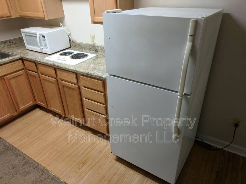 Apartment for rent at 4461 Oberlin Ave #D, Lorain, OH 44053