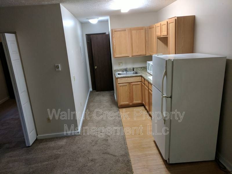 Apartment for rent at 4461 Oberlin Ave #D, Lorain, OH 44053