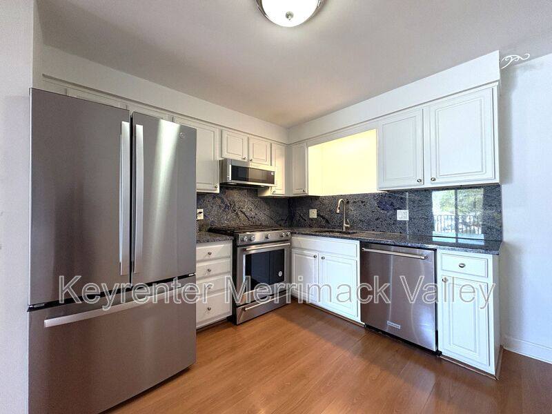 Condo for rent at 86 Beacon St #5, Lawrence, MA 01843