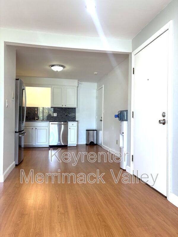 Condo for rent at 86 Beacon St #5, Lawrence, MA 01843