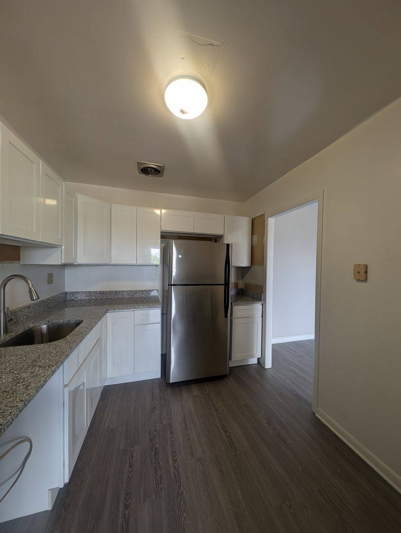 Apartment for rent at 4001 Clarks Lane, Baltimore, MD 21215