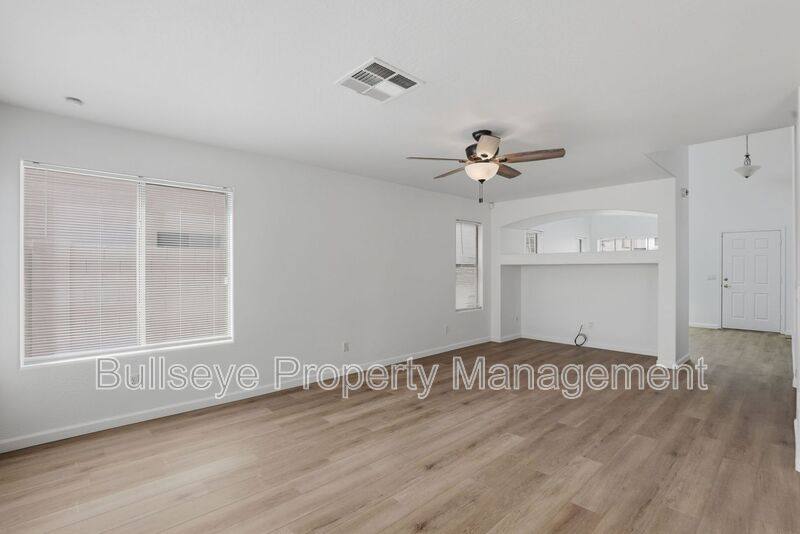 House for rent at 27513 N 63rd Dr, Phoenix, AZ 85083