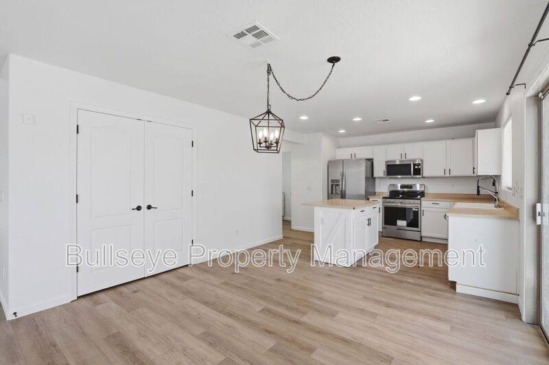 House for rent at 27513 N 63rd Dr, Phoenix, AZ 85083