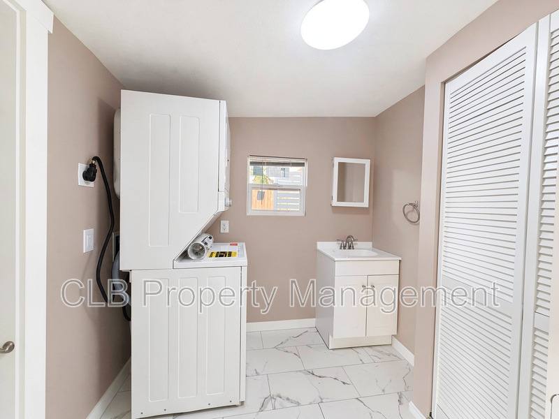 House for rent at 3 River Dr, Ormond Beach, FL 32176