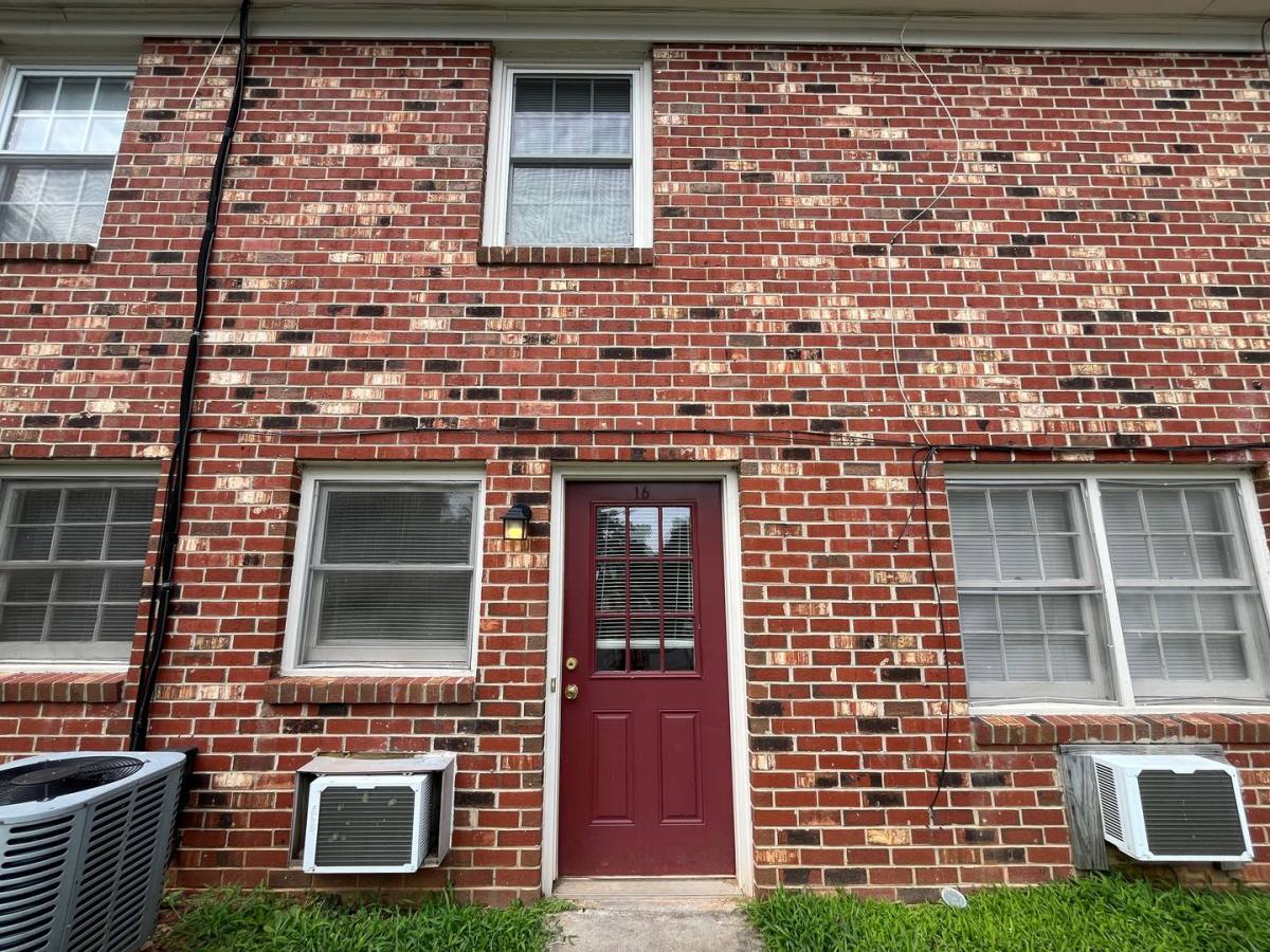 Apartment for rent at 3307 Old Forest Rd, Lynchburg, VA 24501
