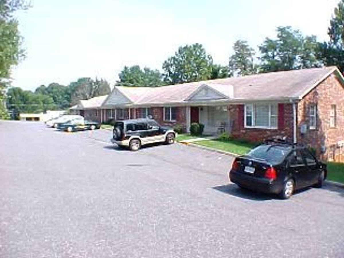 Apartment for rent at 3307 Old Forest Rd, Lynchburg, VA 24501
