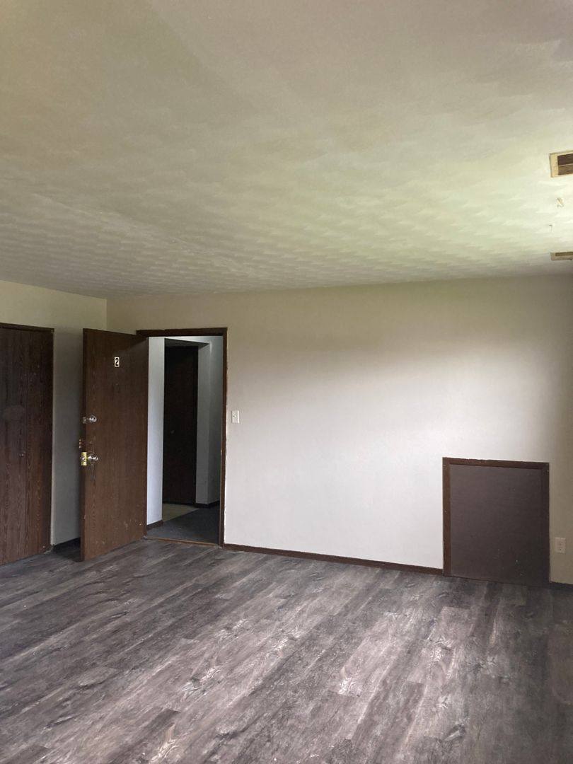 Apartment for rent at 636 W 63rd St, Davenport, IA 52806