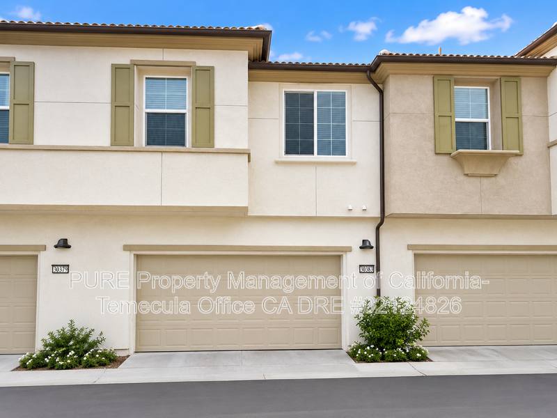 Townhouse for rent at 30383 Town Square Dr, Menifee, CA 92584