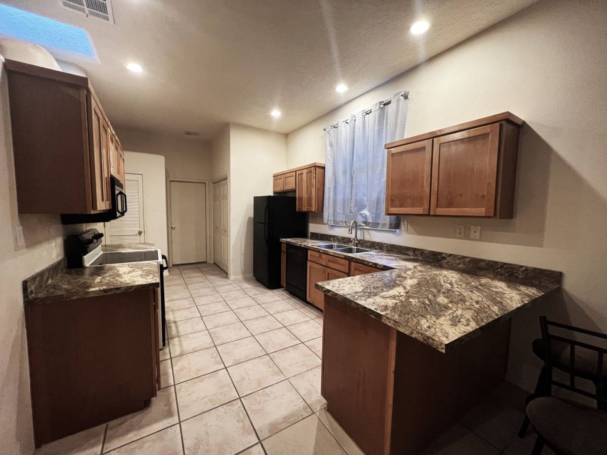 House for rent at 740 Canyon Point Rd, Las Cruces, NM 88011