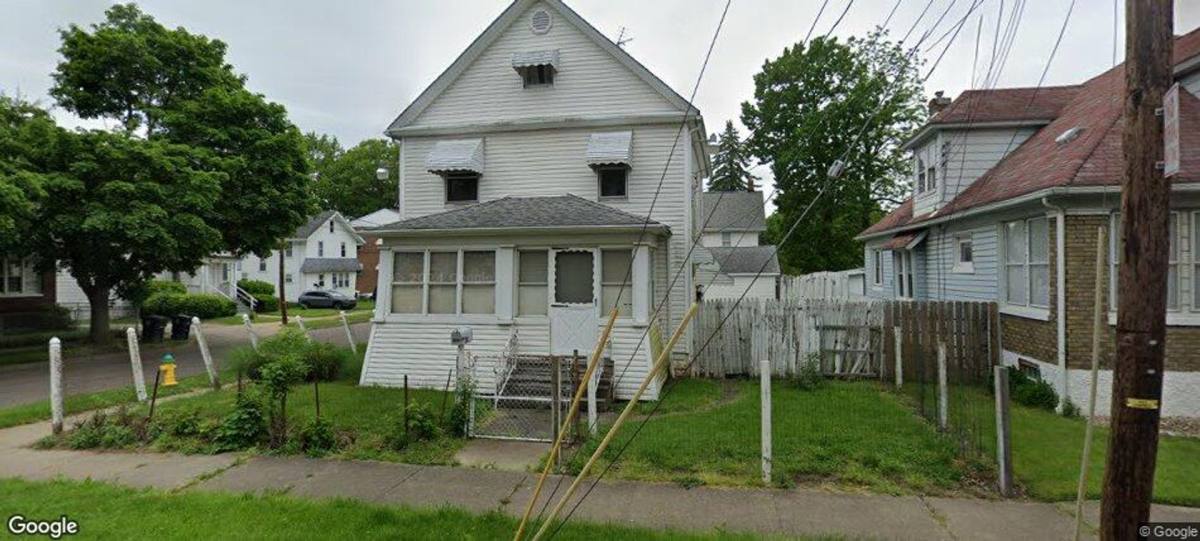 House for rent at 2250 SW 11th St, Akron, OH 44314